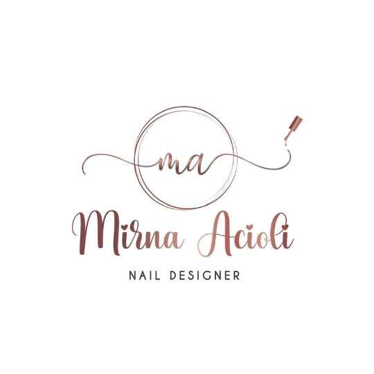 Mirna Acioli – Nail Designer