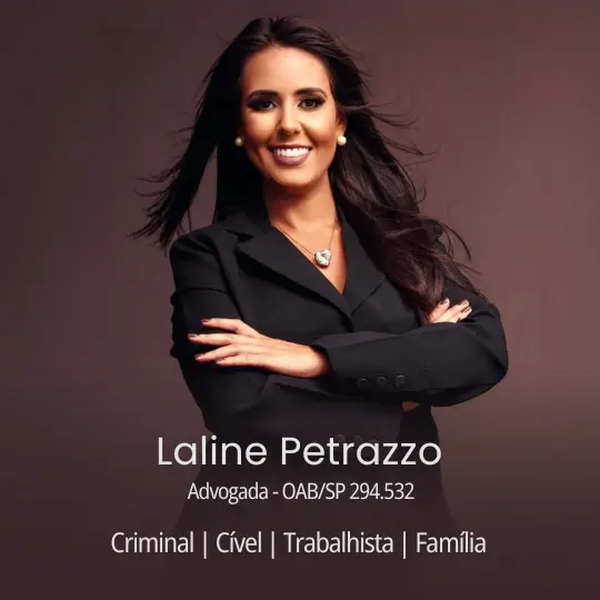 Laline Petrazzo – Advogada